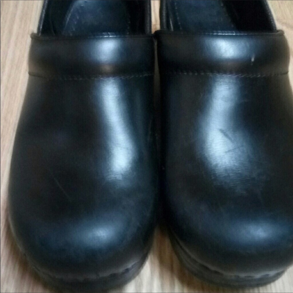 Dansko black, size 38 great condition